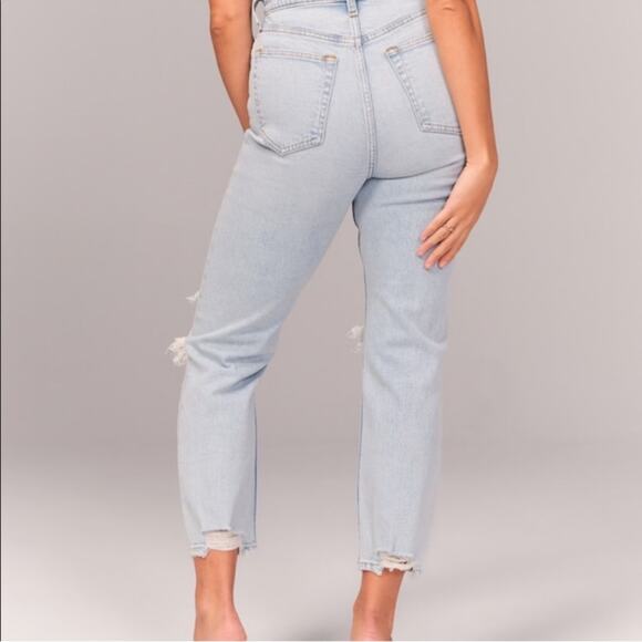 Abercrombie Light Wash Distressed The Ankle Straight Ultra High Rise Jeans - Picture 6 of 9